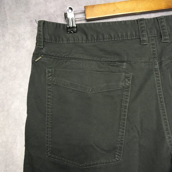 The North Face Mens Shorts size 36 Dark Blue Flat Front Cotton Stretch Casual - Picture 8 of 14